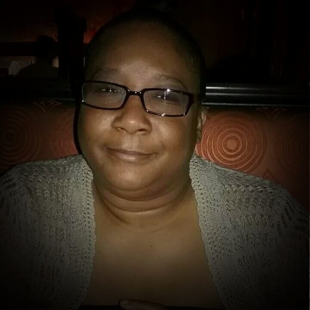 Meet your Posher, Monica